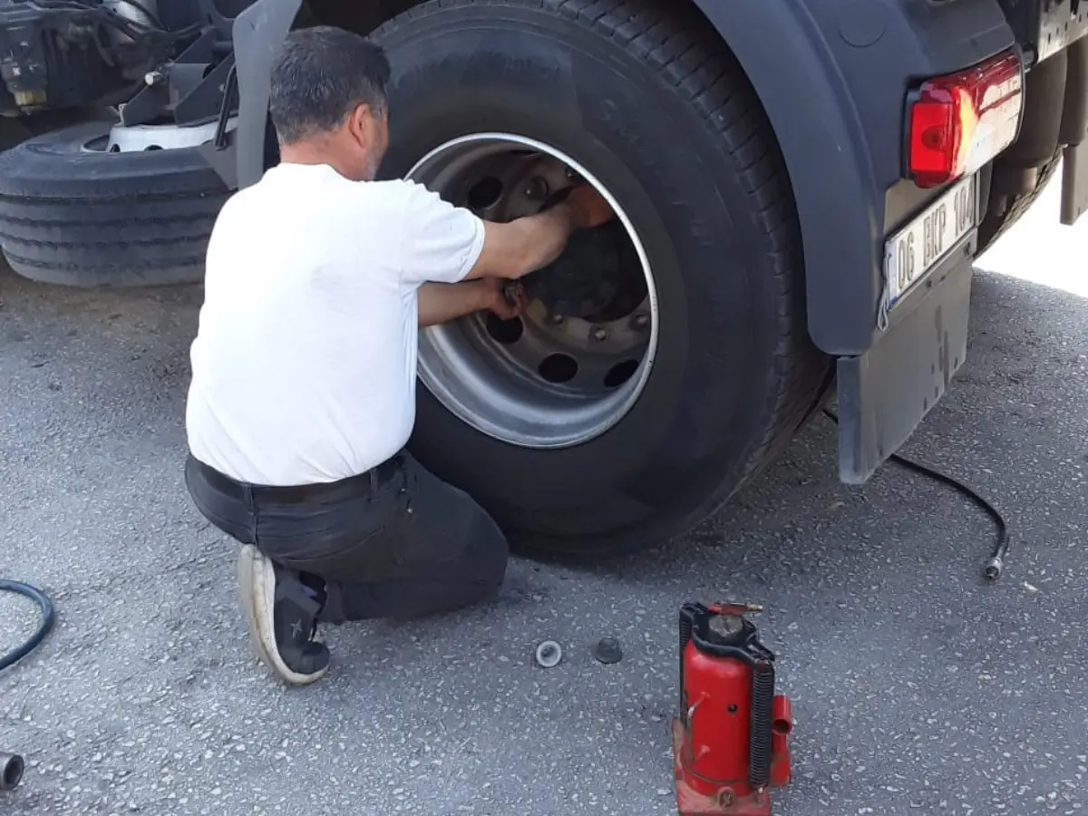 Manavkuyu Oto Lastikçi